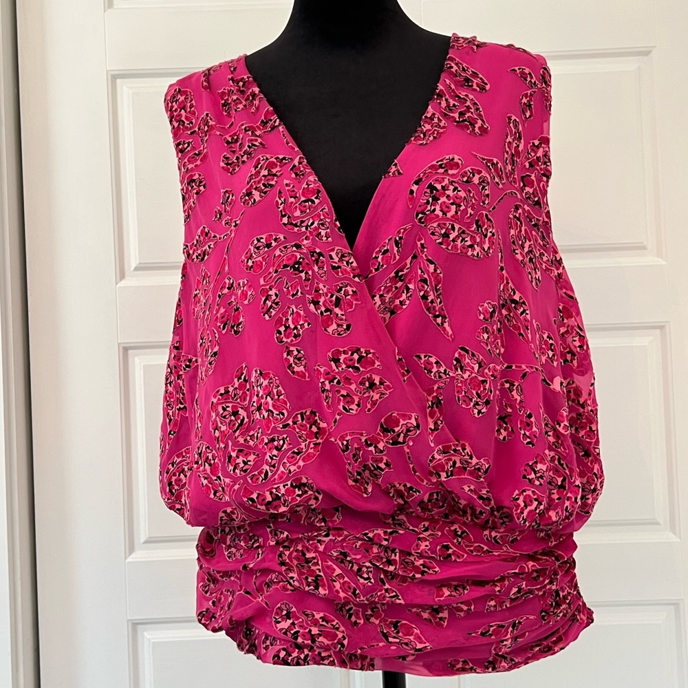 White House Black Market Pink Floral Blouse